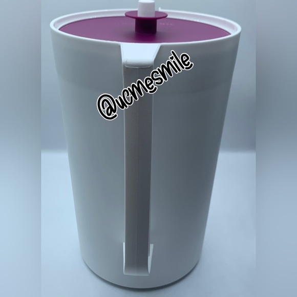 Tupperware Classic Hummingbird Collection Pitcher - Picture 3 of 5